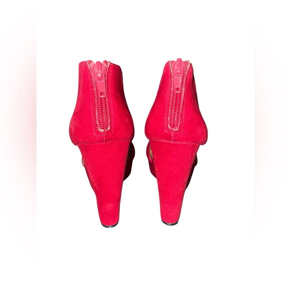 Carlos Santana Red High Heeled Wedges - Picture 4 of 5